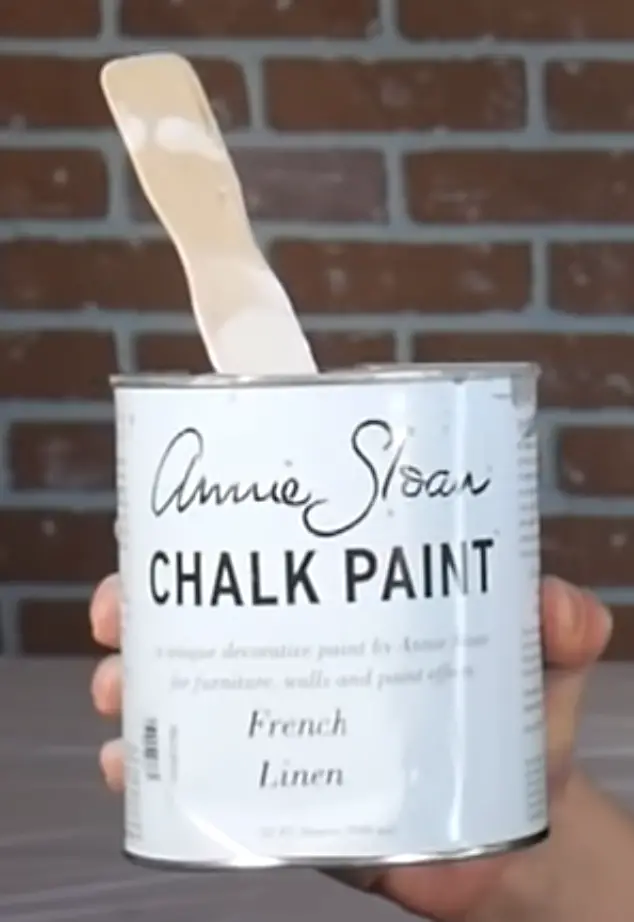 Low VOC or no VOC chalk paint