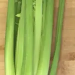 Can a rabbit eat celery?