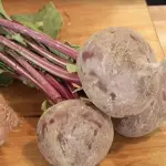 Can a rabbit eat beetroot?