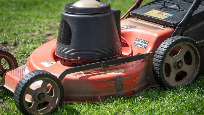 lawn mower won't stay running