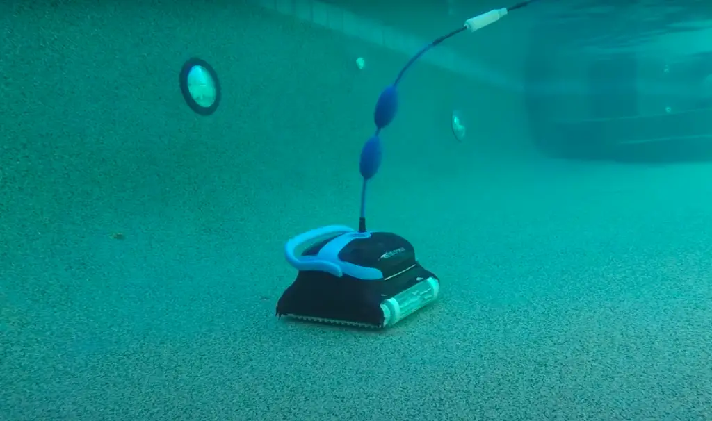 Pool Vacuum Troubleshooting: A Definitive Guide To Resolve Everything
